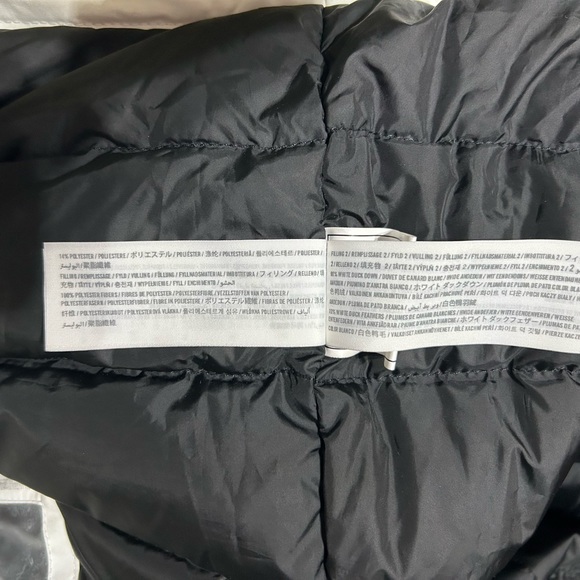New w/tags Abercrombie and Fitch large down filled jacket - Picture 8 of 9